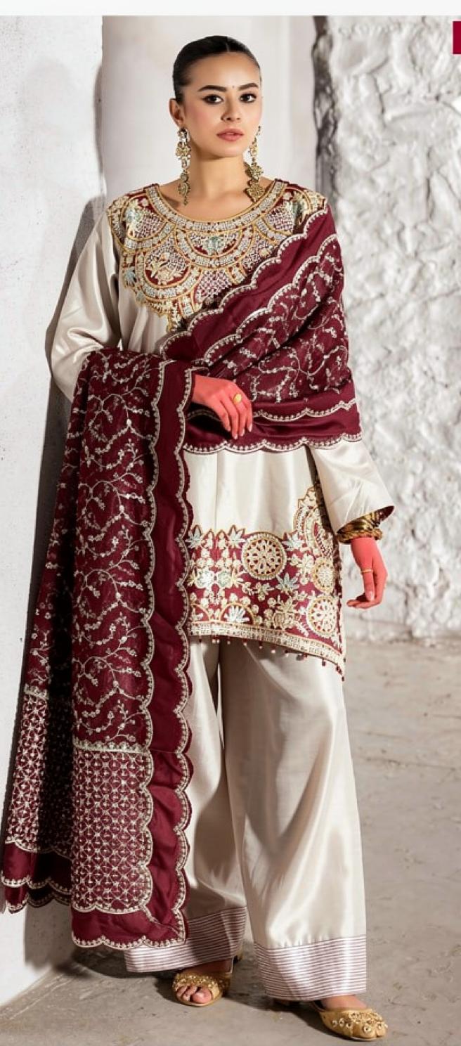 Luxury Pret – Farshi Dress in Zari Tissue